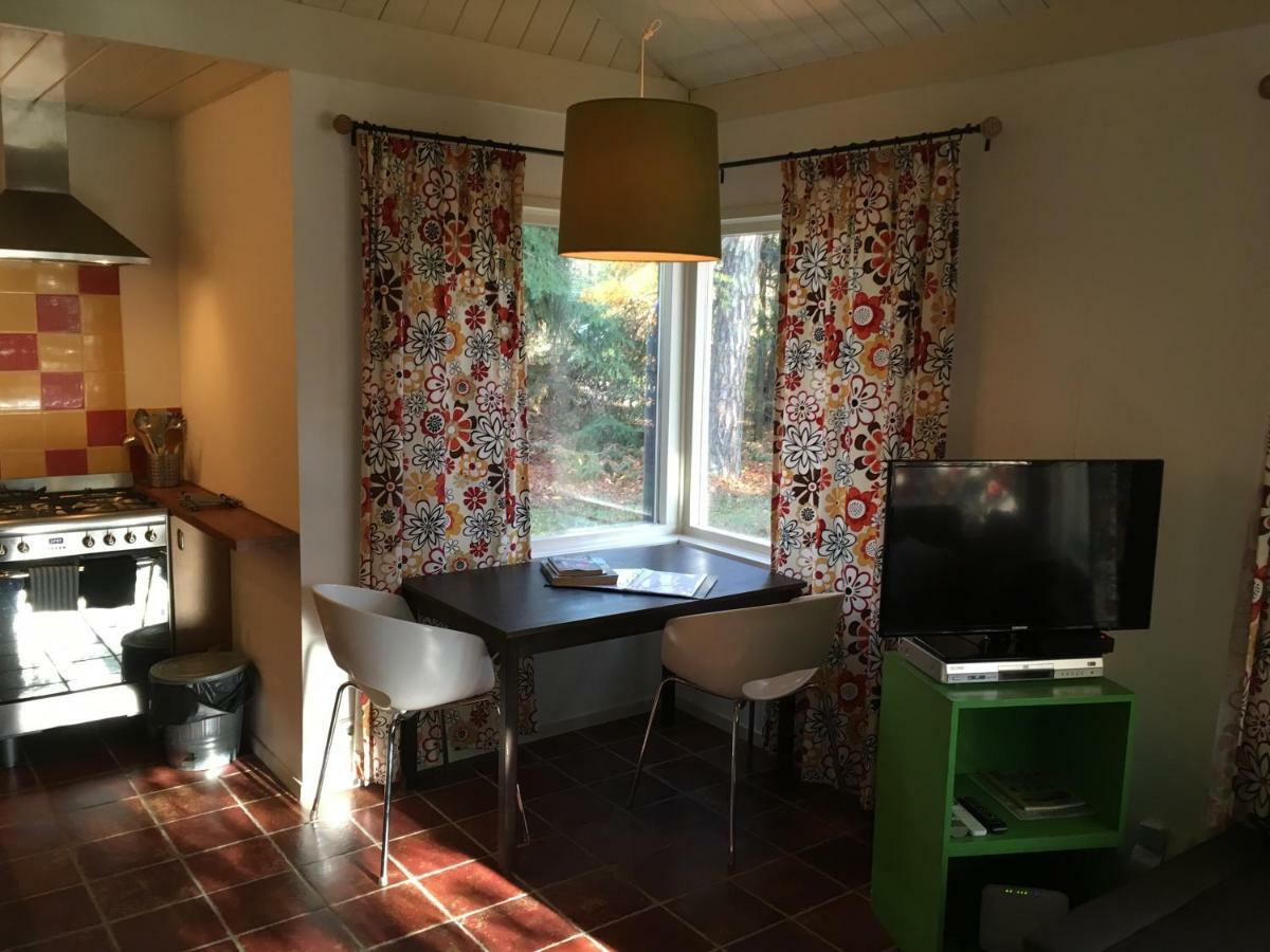 Kleine Huisje Op De Veluwe Otterlo Eksteriør billede